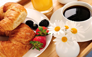 правило хорошего завтрака – полезность, вкусность, яркость
